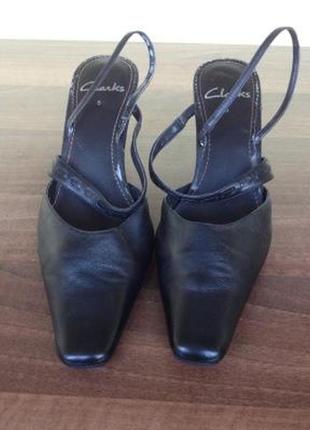 Босоножки из натуральной кожи clarks 5 размер