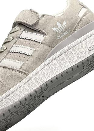 Женские кроссовки adidas originals forum 84 low grey white6 фото