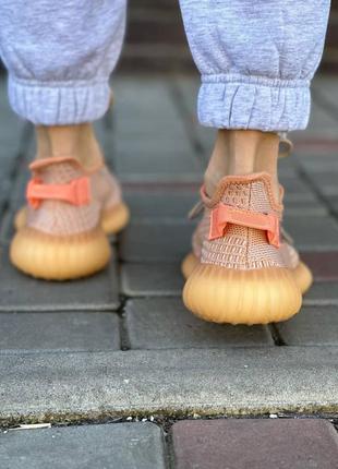 Женские легкие кроссовки на весну и лето бежевые оранжевые 36-40 в стиле yeezy 350 летние весенние6 фото
