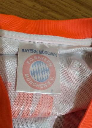 Футбольна футболка мюлер(баварія)4 фото