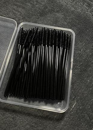 Щіточки для вій та брів