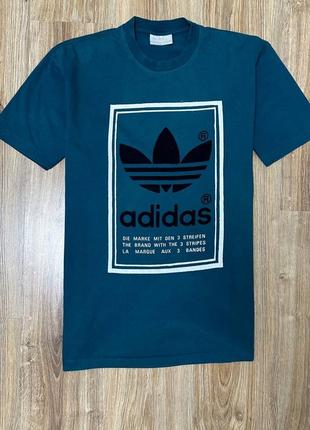 Футболка от фирмы adidas vintage