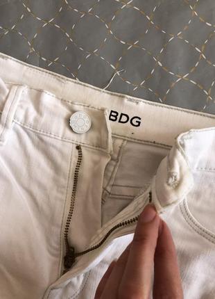 Женские модные белые джинсы от bdg2 фото