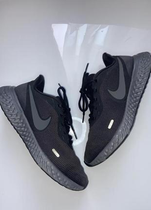 Кроссовки nike revolution 5 black, оригинал (б/у)