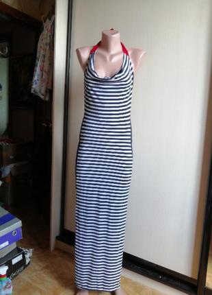 Платье в полоску по бркам разрезы
