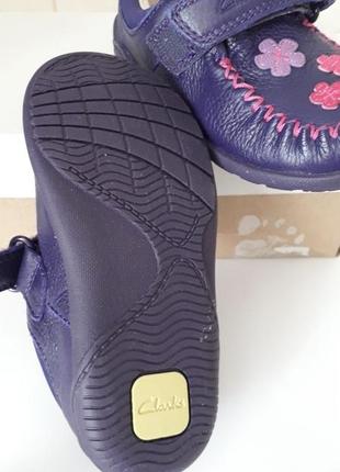 Продам новые туфли туфельки мокасины макасины clark's для девочки размер 23 стелька 14.74 фото
