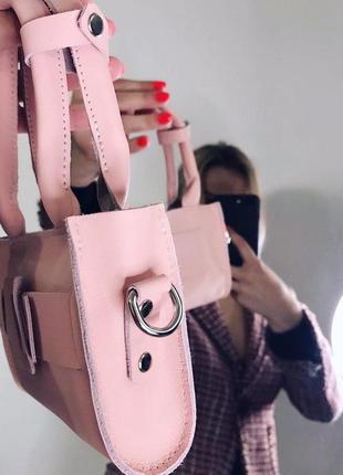 Розовая кожаная сумочка.2 фото
