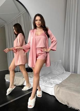 Женская шелковая пижама 3ка (халат + топ + шорты)  m-l - розовый
