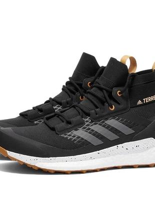 Новые кроссовки adidas terrex оригинал 48 размера