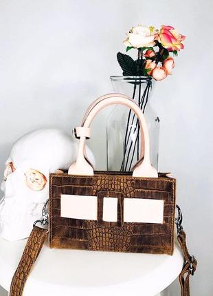 Коричнева сумочка з натурльной шкіри під рептилію