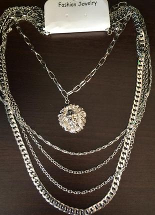 Трендові багатошарове кольє