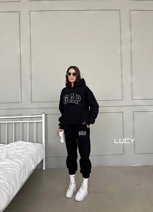 Жіночий костюм gap