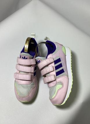 Кроссовки adidas