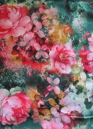 Ткань для шитья одежды: отрез трикотажа-микромасло в цветочный принт8 фото
