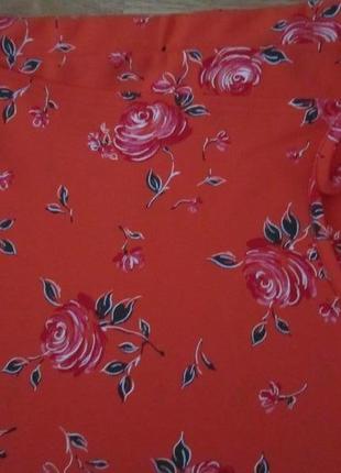 Шикарная юбка с запахом и цветочным принтом  от prettylittlething. размер м.5 фото