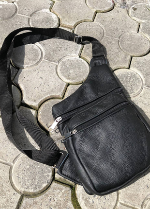 Чоловіча сумка з натуральної шкіри, тактична сумка - месенджер чорна, тактична сумка на груди2 фото