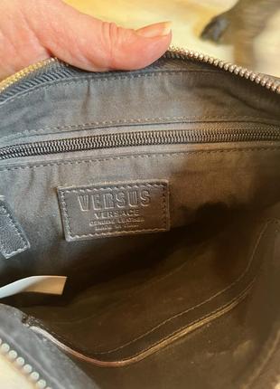 Стильная кожаная сумка мессенджер versus versace7 фото