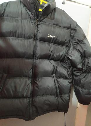 Пуховик чоловічий вінтажний reebok, як новий (розмір л)