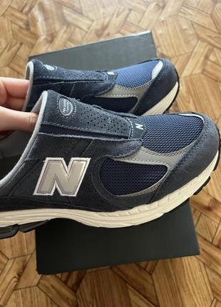 New balance 2002 мюли кроссовки