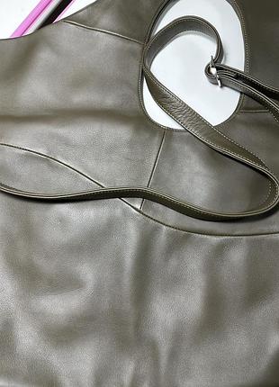 Шкіряна сумка.