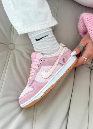 Sb dunk “teddy bear pink”