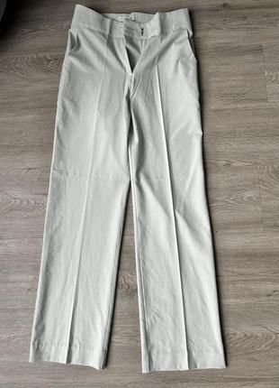 Ментоловые брюки от корейского бренда