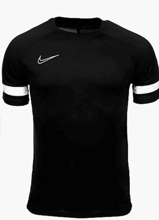 Футболка nike dri-fit academy