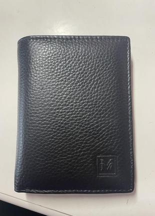 Мужской кожаный кошелек