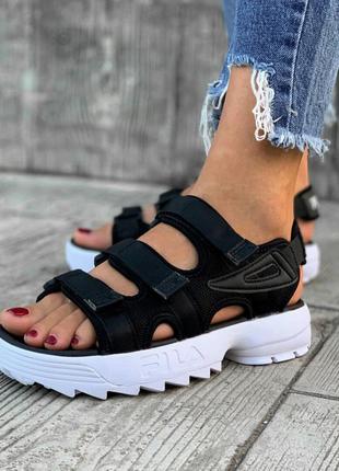 Шикарные сандали fila disruptor sandals black & white сандалі босоніжки босоножки9 фото