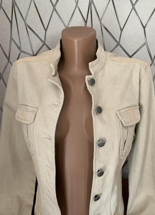Джинсовый пиджак бежевого цвета коттон размер s3 фото