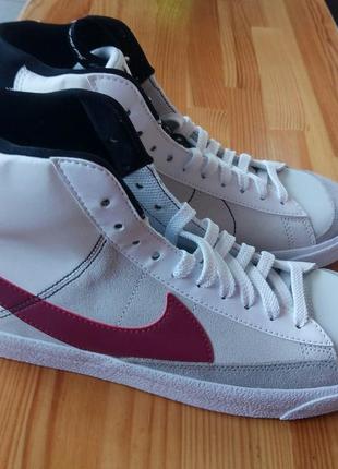 Нові оригінальні жіночі кеди amazon nike blazer mid '77 d