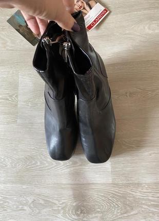 Стильные черные ботинки чулки5 фото
