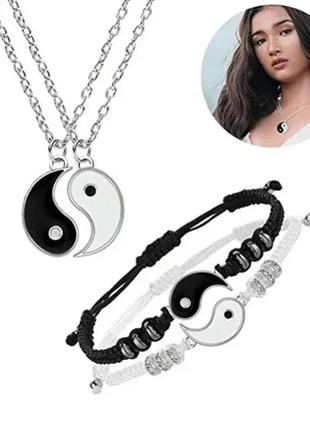 Комплект бижутерии