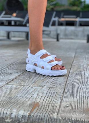 Шикарные сандалі сандали fila disruptor sandals босоножки босоніжки5 фото