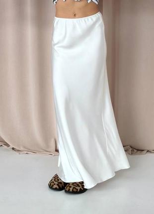 Молочная длинная юбка из атлас-сатина2 фото