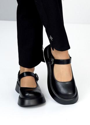 Черные очень стильные туфли на низком ходу7 фото