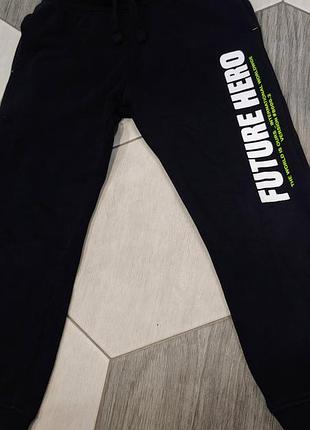 Штани спортивні f&f 5-6 джогери