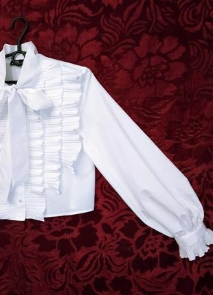 Укороченная белоснежная блуза свободного кроя zara белая кроп топ блузка с рюшами рубашка с бантом нарядная  блуза6 фото