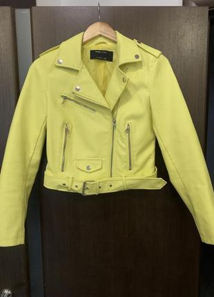 Куртка косуха эко-кожа м размер желтая sinsay