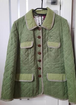 Вінтажний бомбер весняний зелений оливковий стьобаний легка куртка1 фото