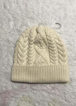 Шапка в'язана нова