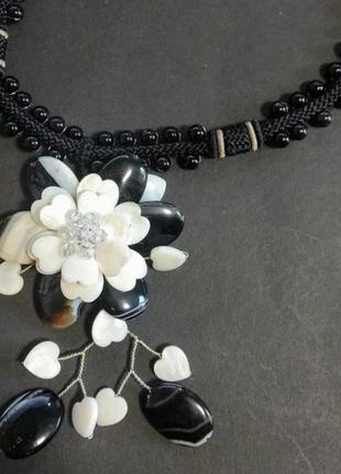 Колье цветок