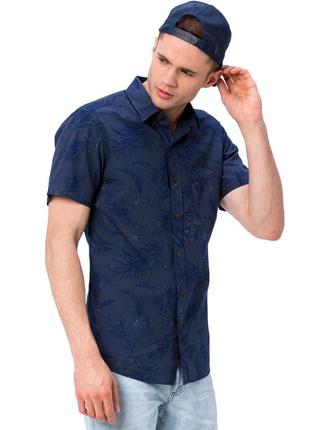 Синя чоловіча сорочка lc waikiki / лз вайкікі з кишенею на грудях, з листяним принтом