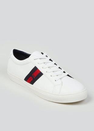 Нові чоловічі білі у смужку кросівки-кеди фірми matalan англія  р.44(45)