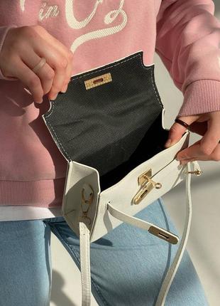 Женская сумочка на ремне, одно отделение, кросс-боди сумка из экокожи, сумка через плечо, белая7 фото