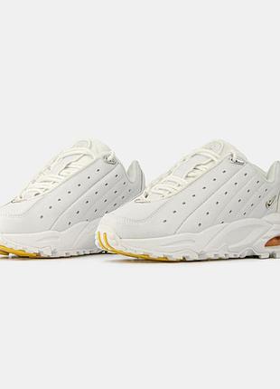 Круті жіночі кросівки топ📝