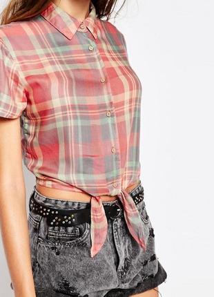 Pull&bear укорочена картата сорочка в клітку з вузлом і коротким рукавом
