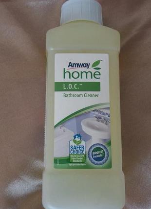 Мощное концентрированное чистящее средство для ванной комнаты.