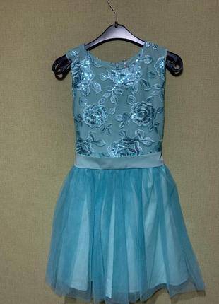 Платье праздничное 9-11 г