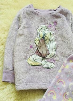 3-4 лет, disney флисовая пижама из рапунцель. теплая, мягкая, штаники на манжетах с принтом яскров2 фото